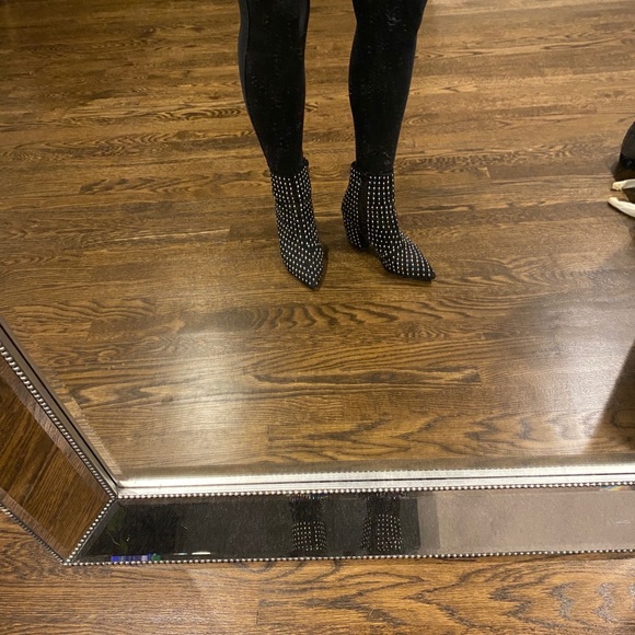 Boots - Picture 3 of 3